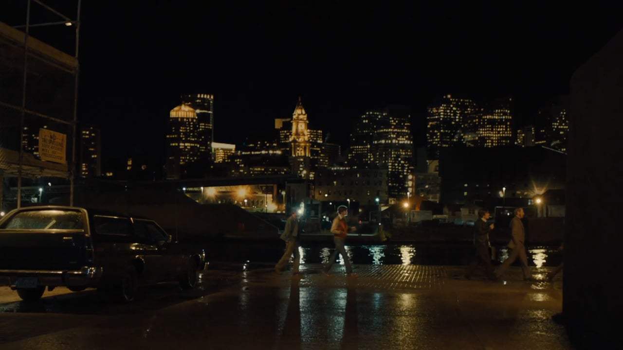 Free Fire (2017) - Outside Warehouse