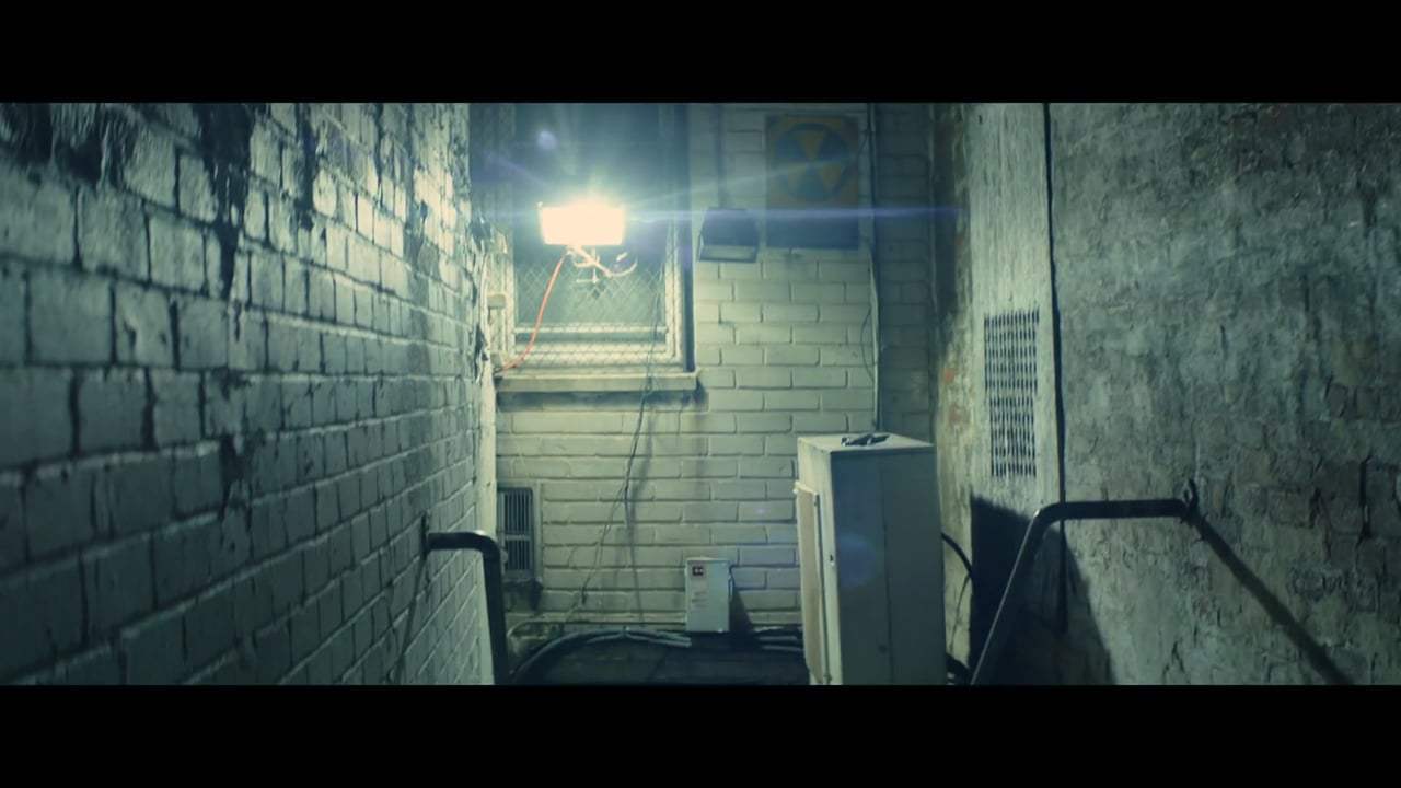 You Were Never Really Here (2017) - Alley Fight