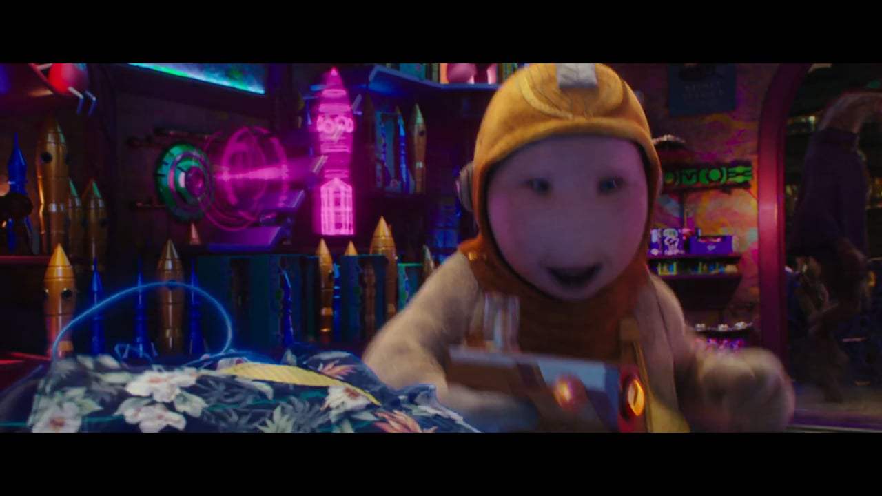 Valerian and the City of a Thousand Planets (2017) - Run to Mommy
