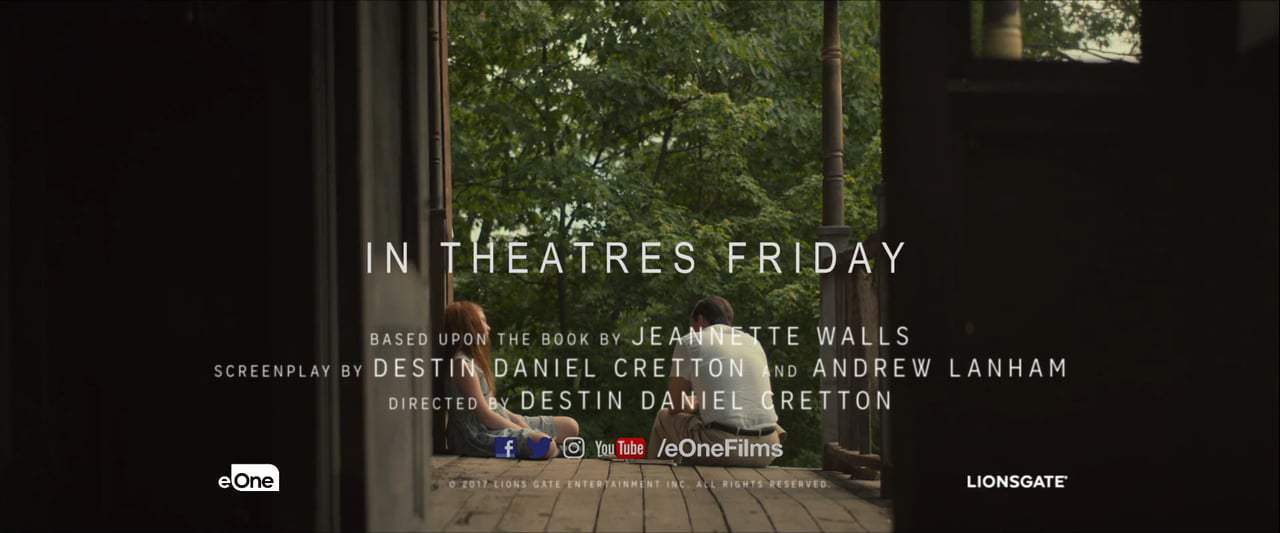 The Glass Castle TV Spot EPK (2017)