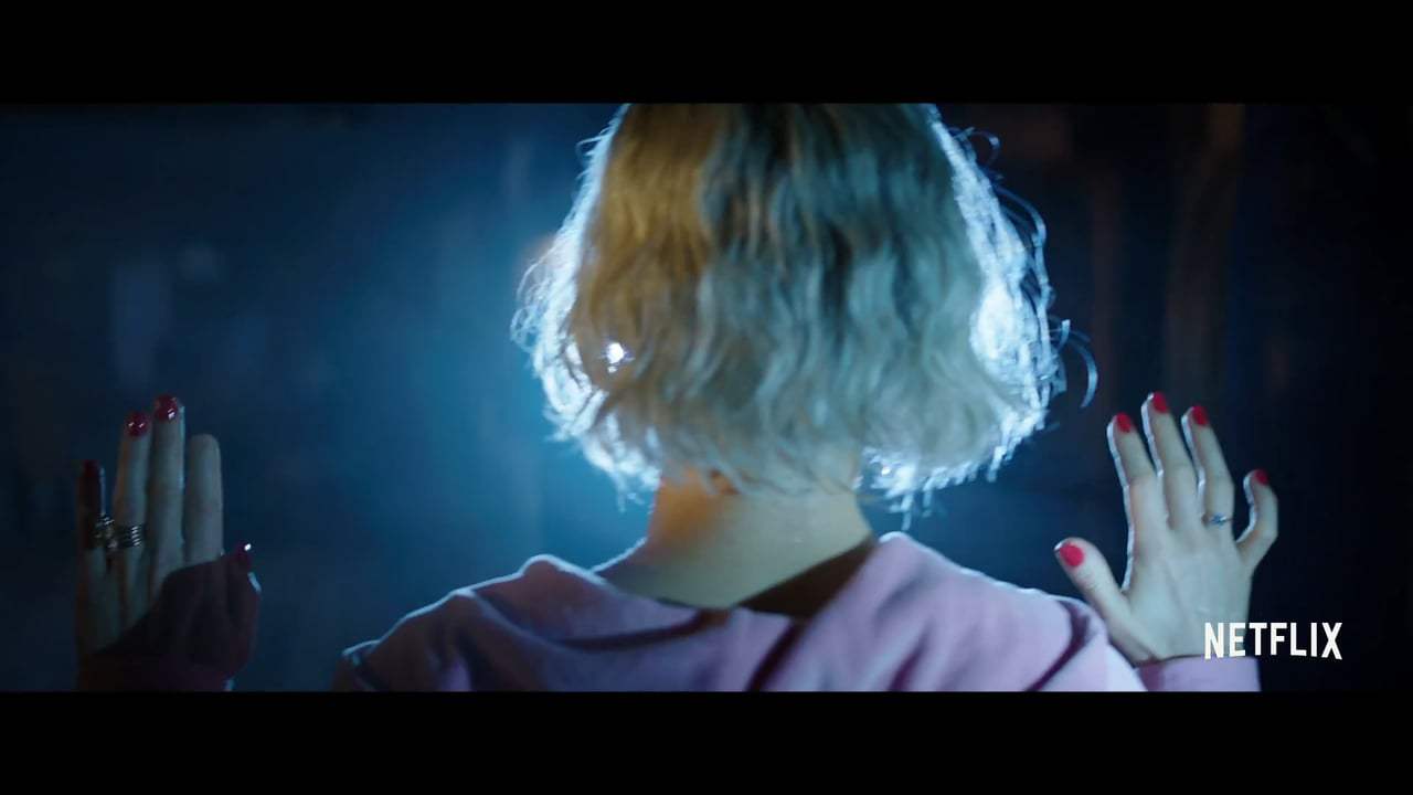 What Happened to Monday? (2017) - Apartment Encounter
