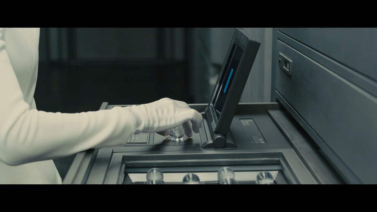 Blade Runner 2049 (2017) - Short Film - 2036: Nexus Dawn