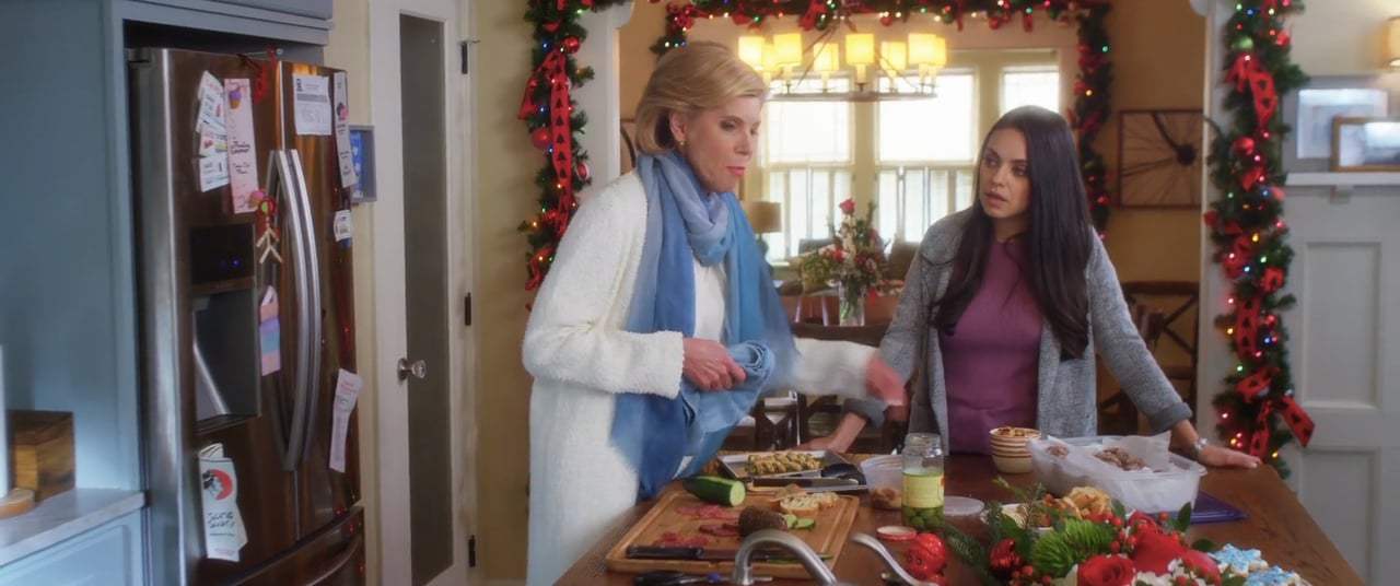 A Bad Mom's Christmas Feature Red Band Trailer (2017)