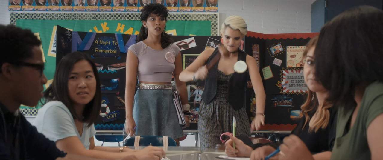 Tragedy Girls Theatrical Trailer (2017)