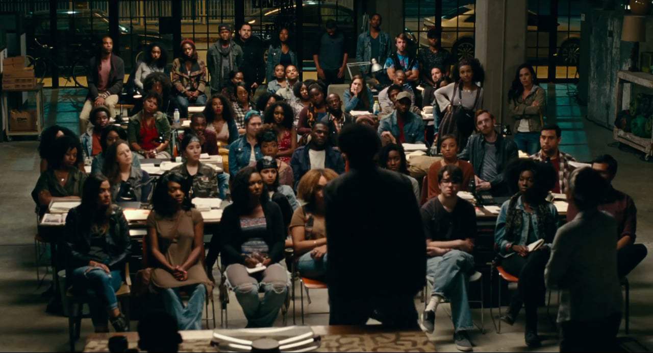 Roman J Israel, Esq. (2017) - Featurette - On the Stand