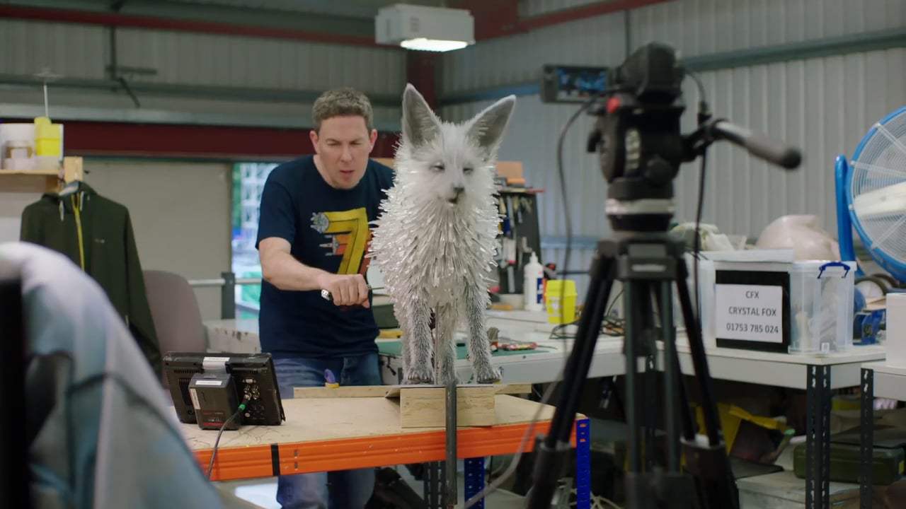 Star Wars: Episode VIII - The Last Jedi Featurette - The Crystal Fox (2017)