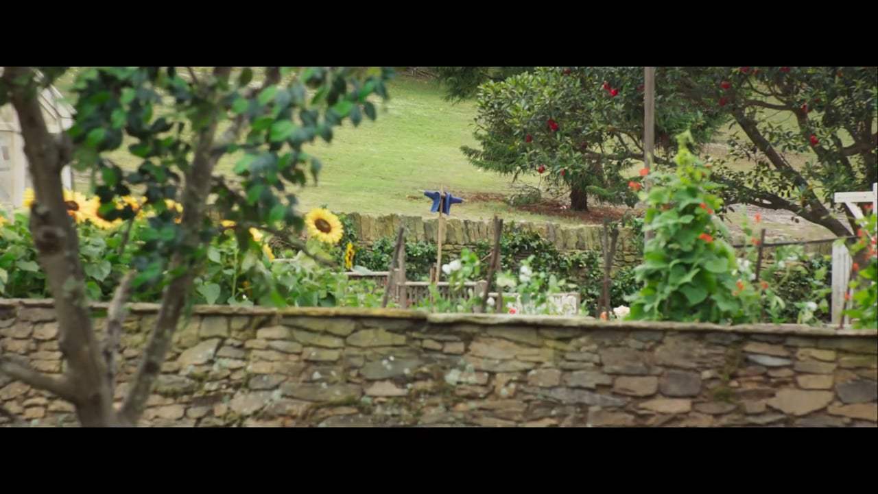 Peter Rabbit Featurette - Beatrix Potter (2018)