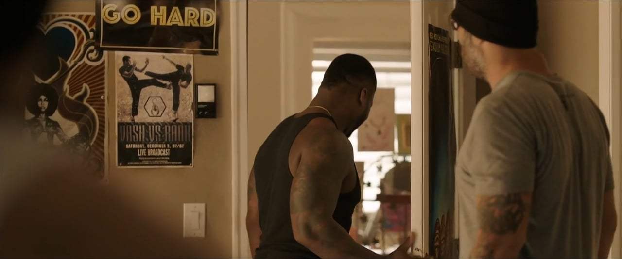 Den of Thieves (2018) - Prom Date