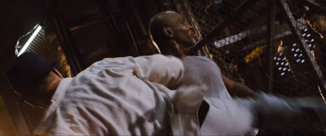 Kickboxer: Retaliation (2018) - Face Off