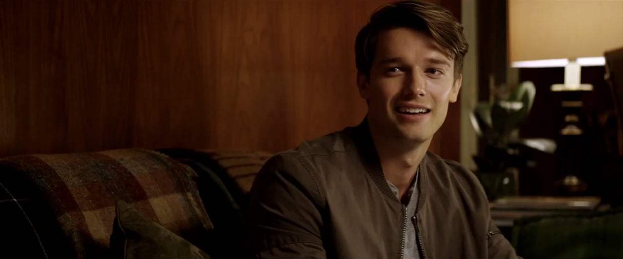 Midnight Sun (2018) - Just Charlie