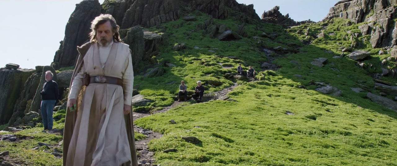 Star Wars: Episode VIII - The Last Jedi Featurette - Luke's Internal Struggle (2017)