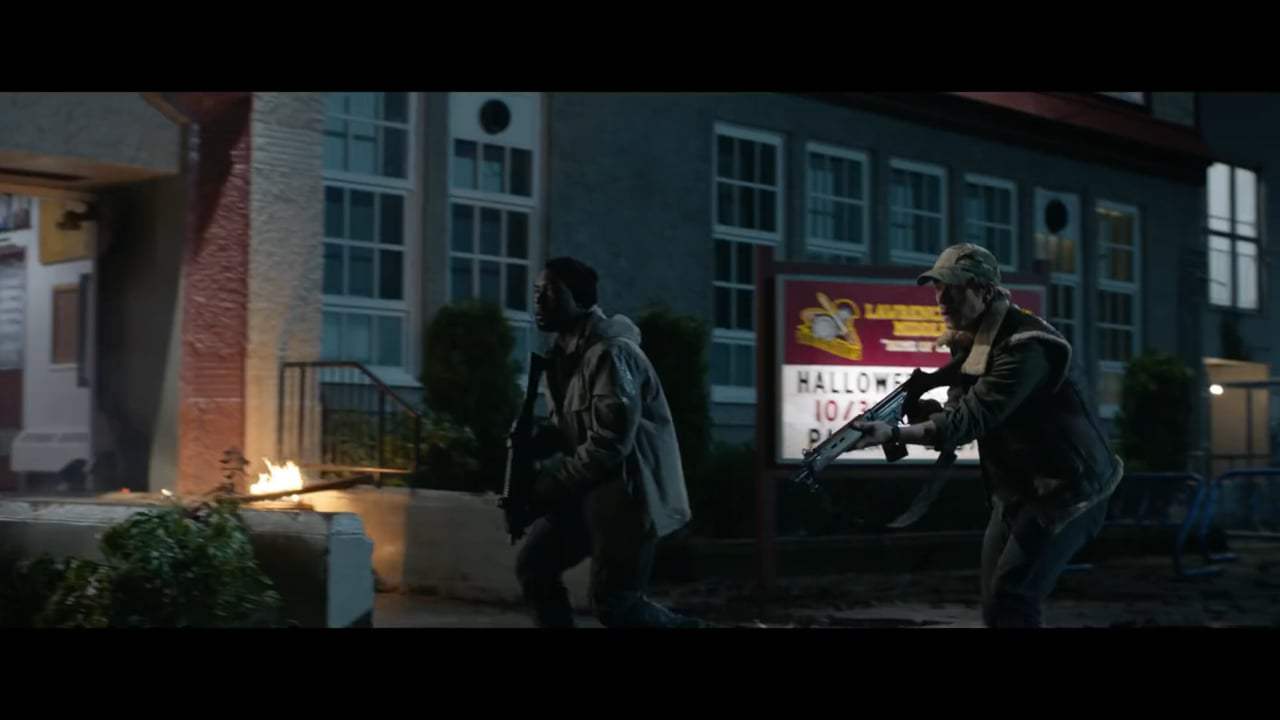 The Predator Red Band Trailer (2018)