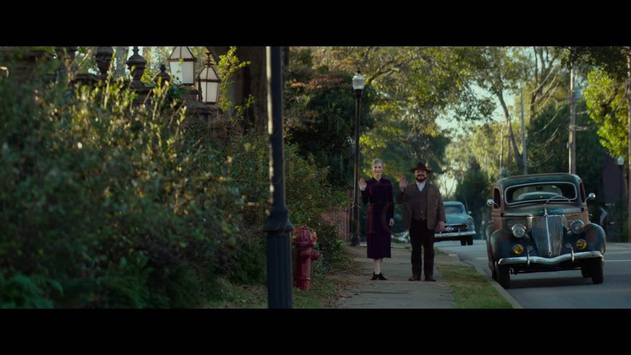 The House with a Clock in its Walls Theatrical Trailer (2018)