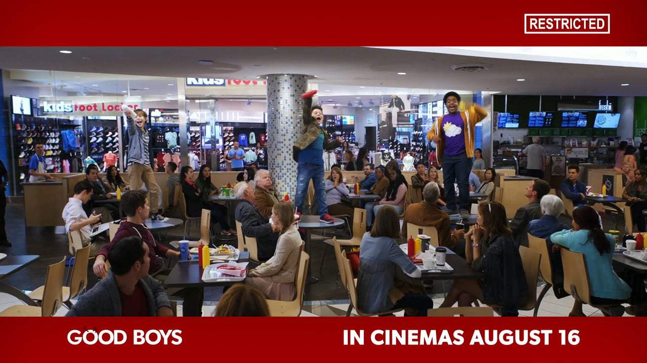 Good Boys TV Spot - Kissing Party (2019)