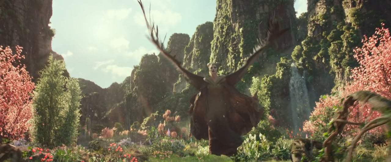 Maleficent: Mistress of Evil TV Spot - Horns (2019)