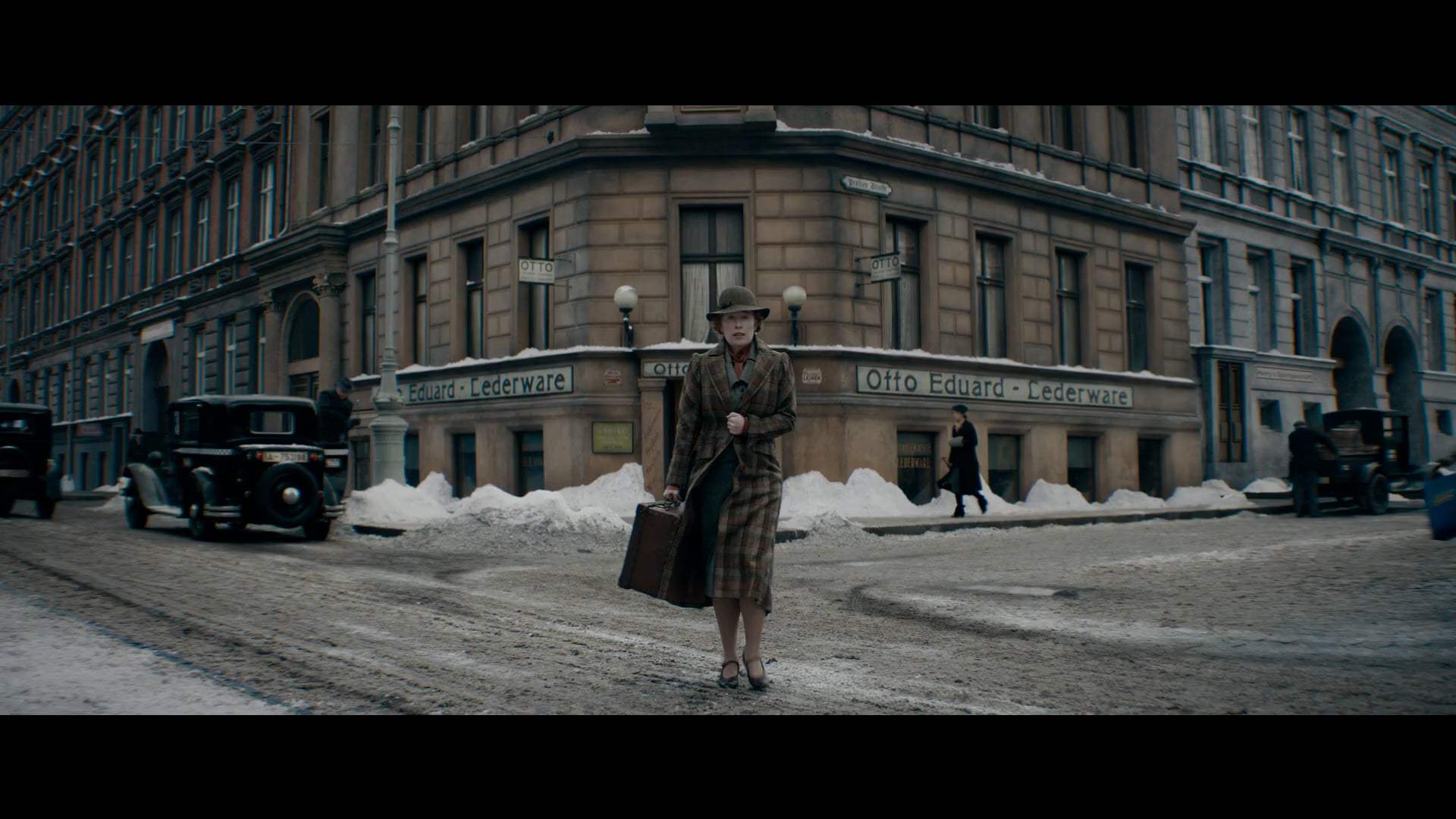 Fantastic Beasts: The Secrets of Dumbledore Trailer (2022)