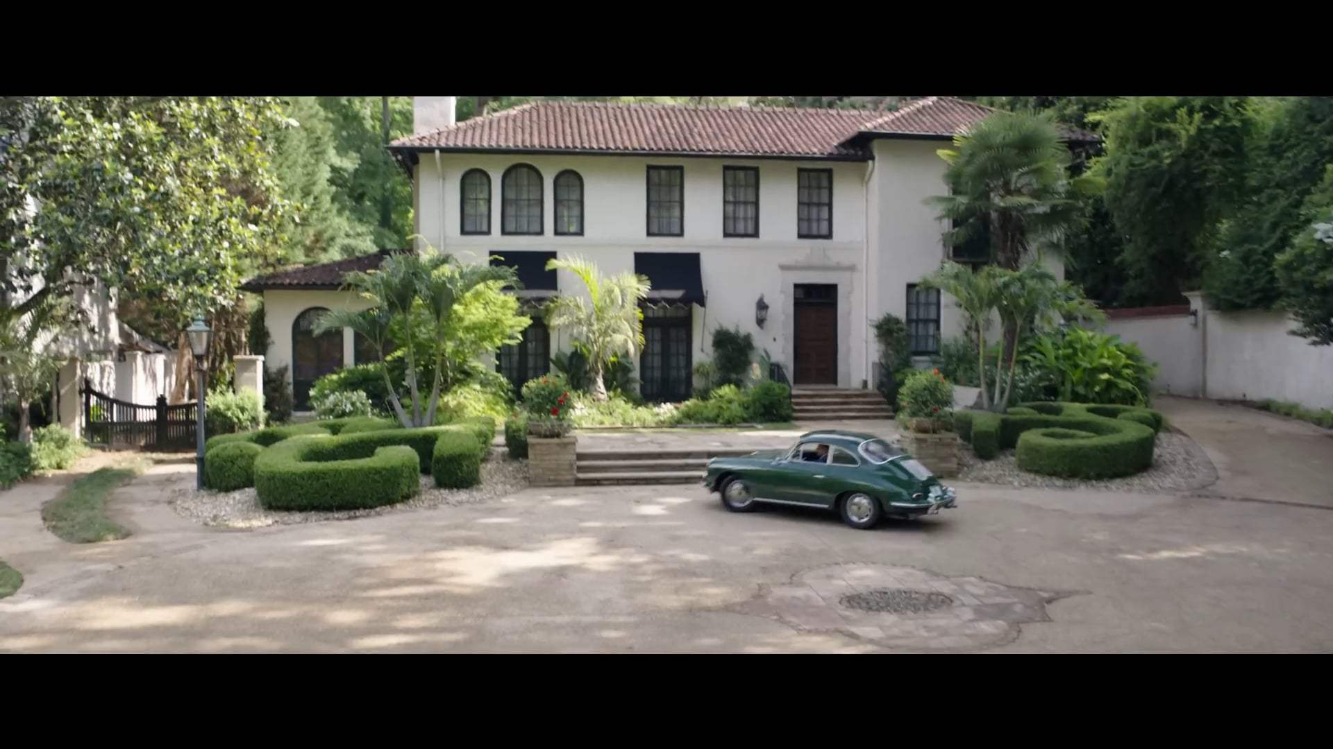 Father of the Bride Trailer (2022)